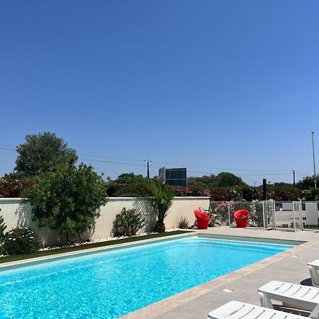 Brit Hotel Salon De Provence Exterior photo