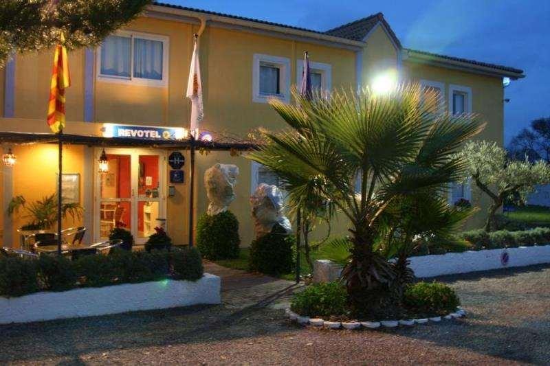 Brit Hotel Salon De Provence Exterior photo